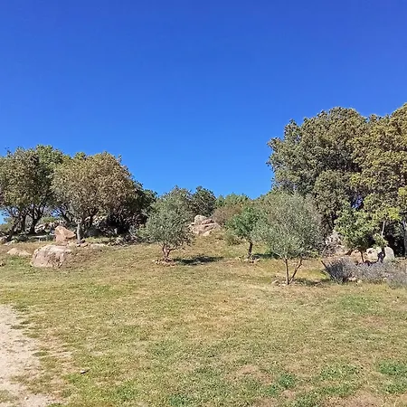 بيت للعطل Su Frassu Stazzo Gallurese *