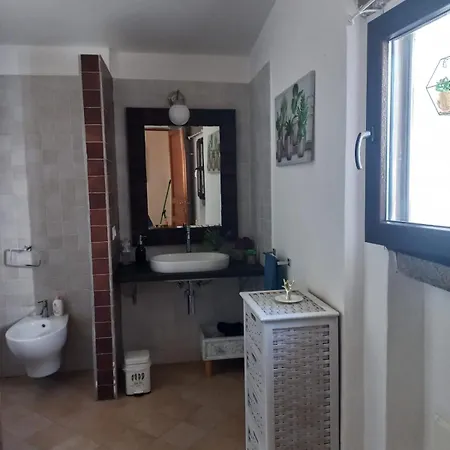 Su Frassu Semesterbostad Monti